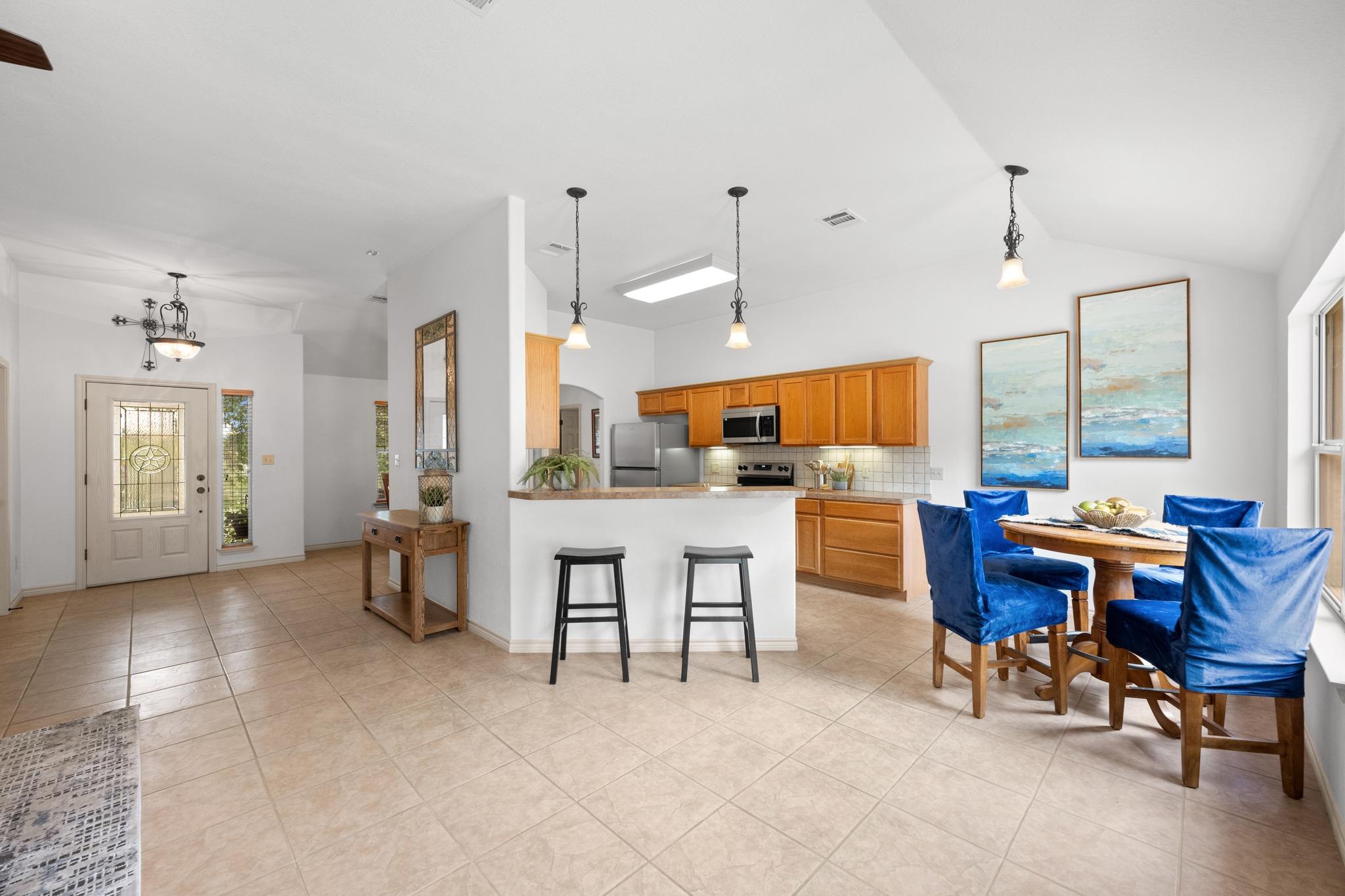 1103 Larkhall DR — photo 4