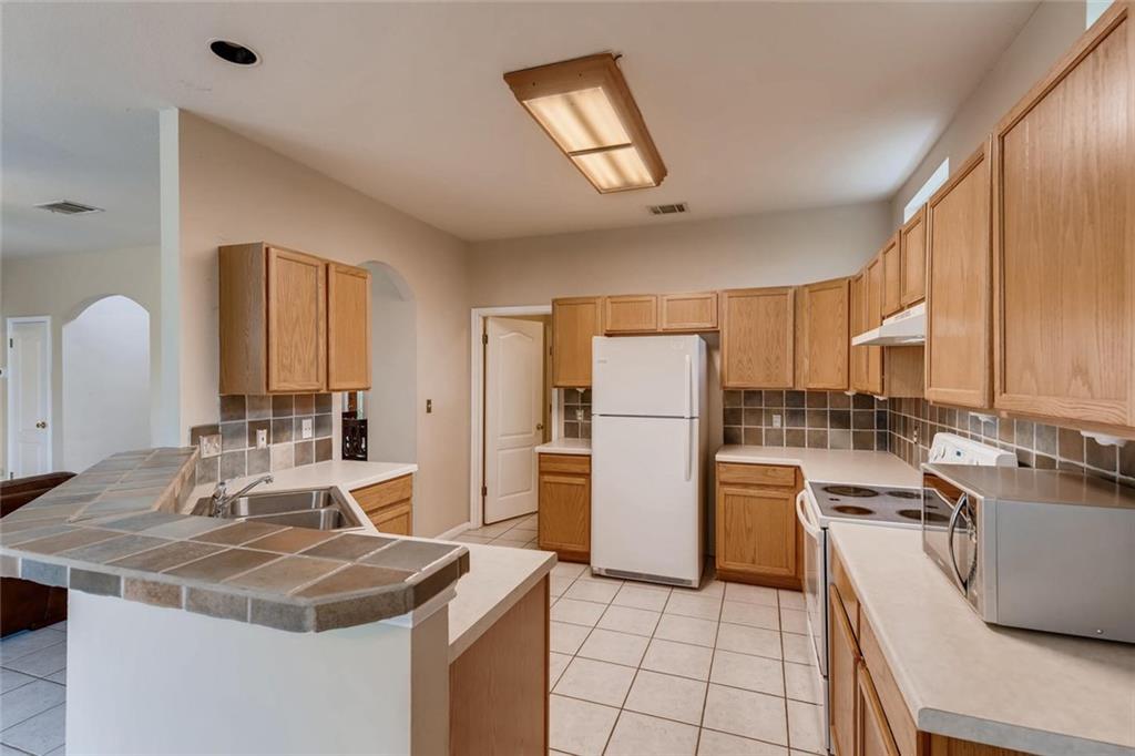 8301 Red Willow DR — photo 5