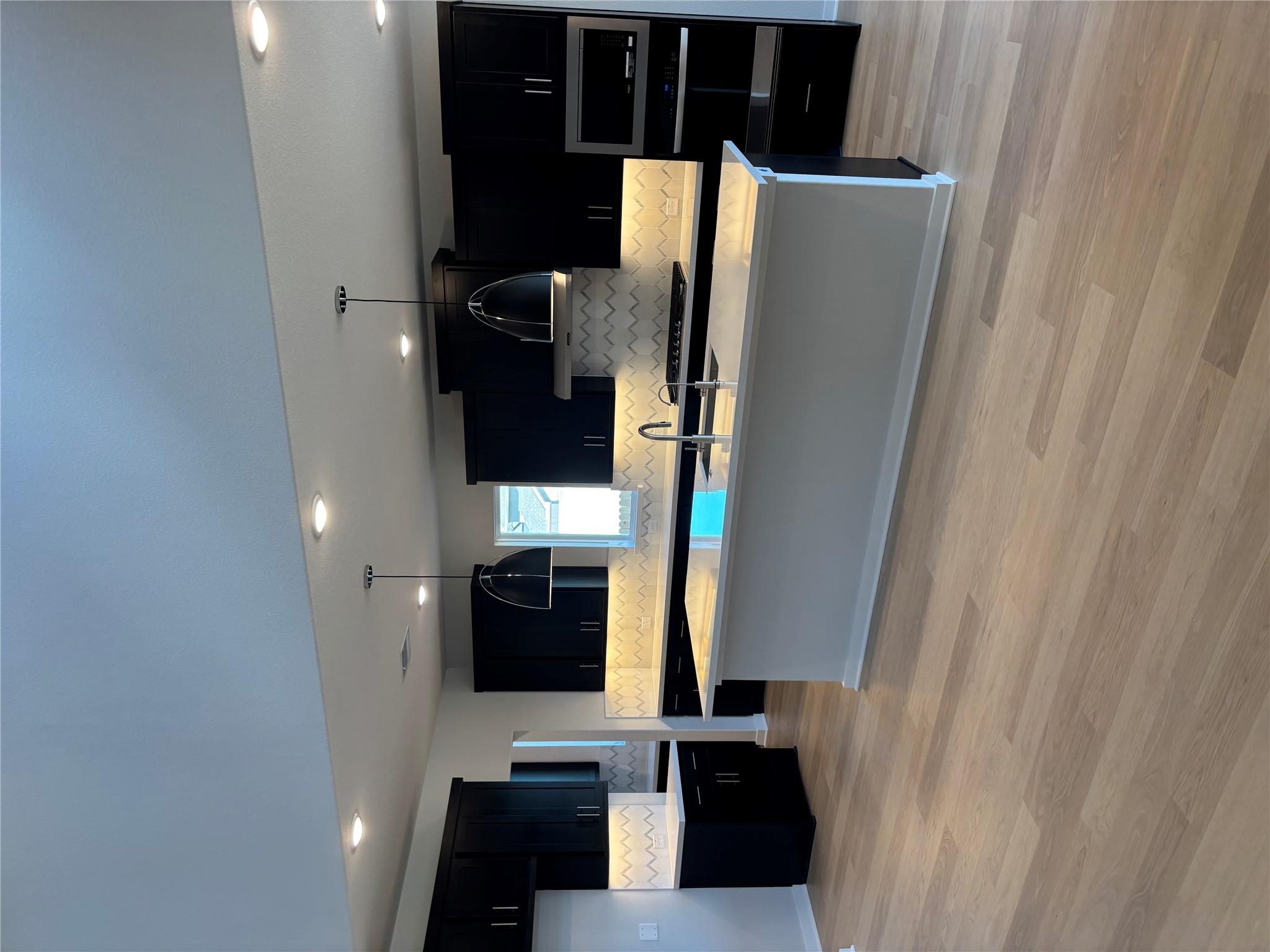 518 Los Aliso CT — photo 3