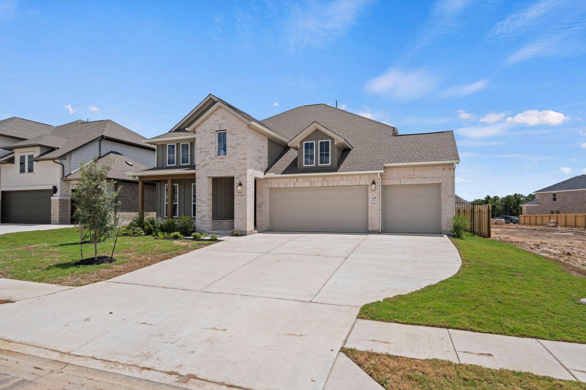 224 Pacific Grove CIR — photo 4