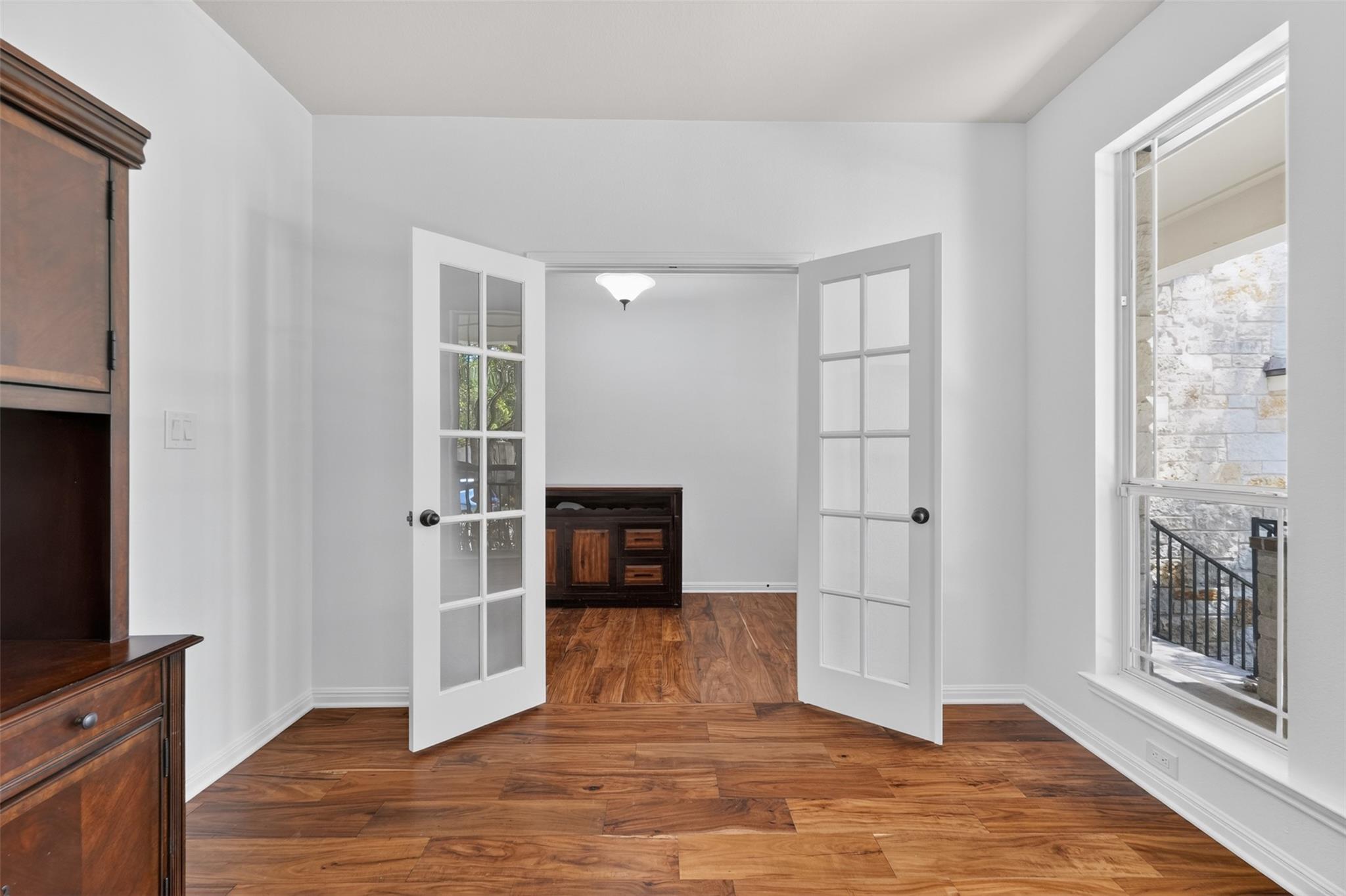 11028 Cherisse DR — photo 5