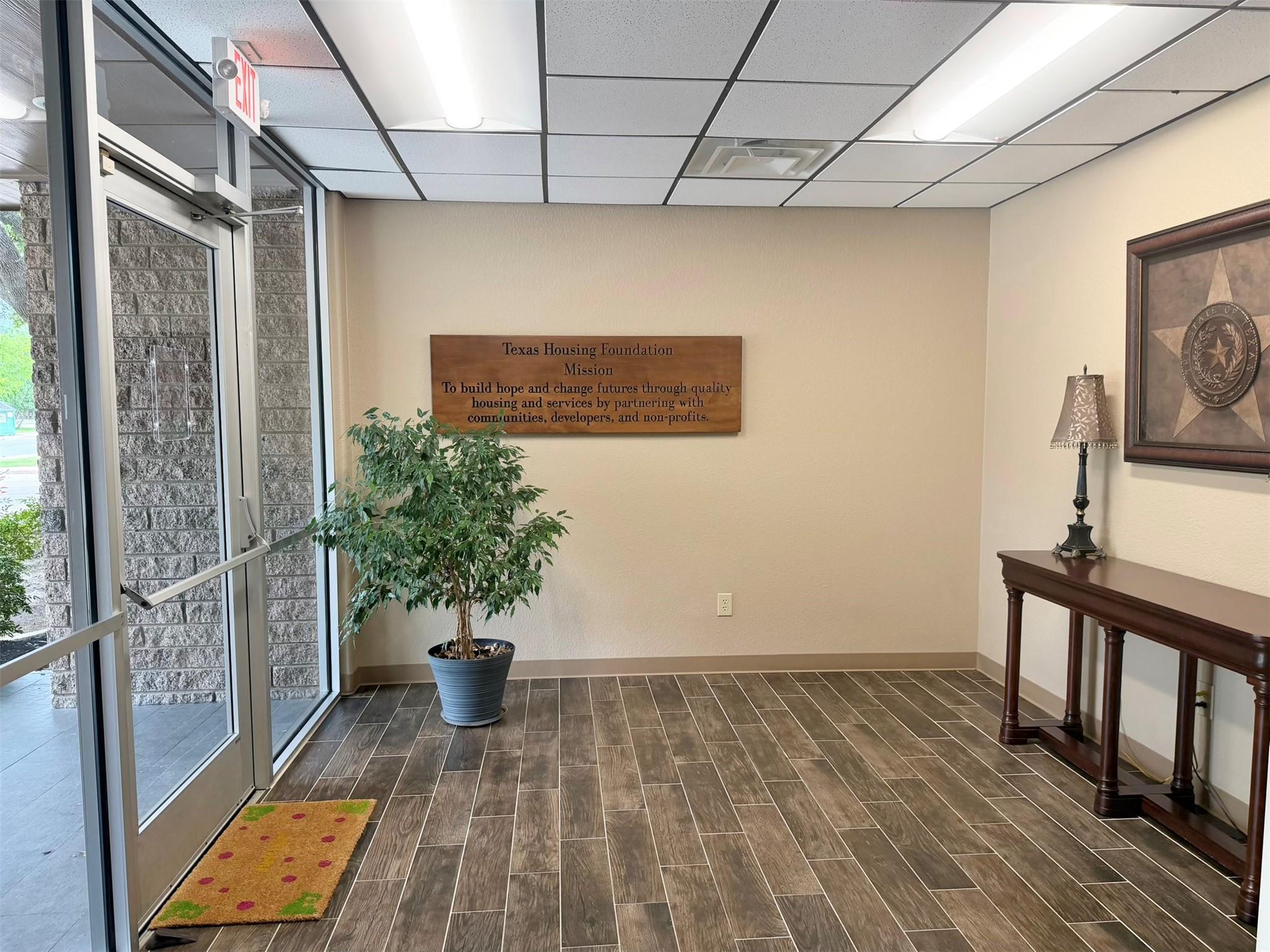 1110 Broadway Broadway — photo 5