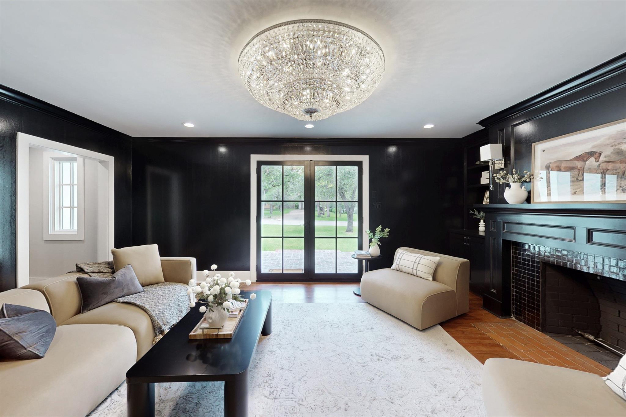 308 Pershing Ave — photo 4