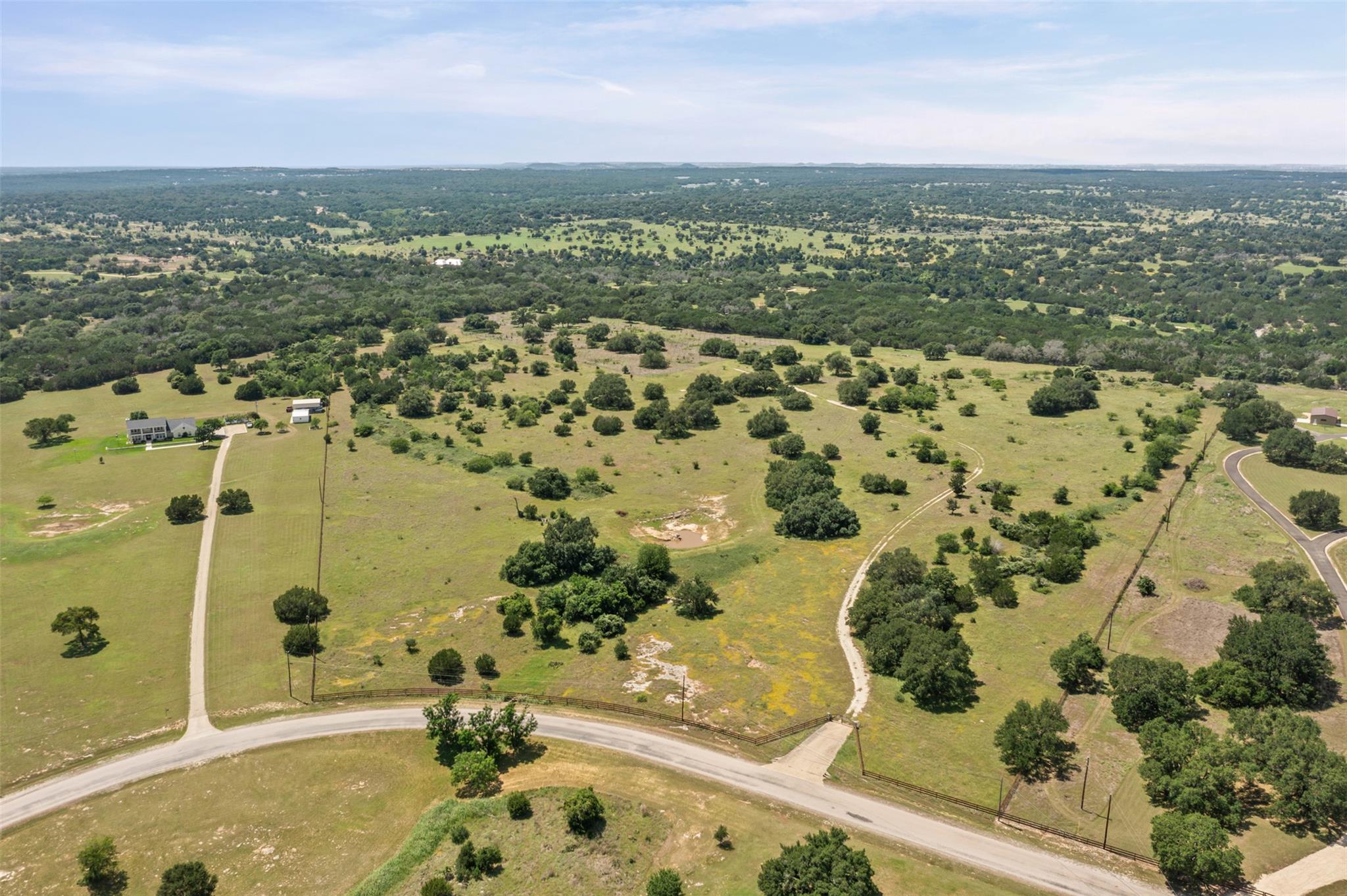 1306 Hidden Springs DR — photo 3