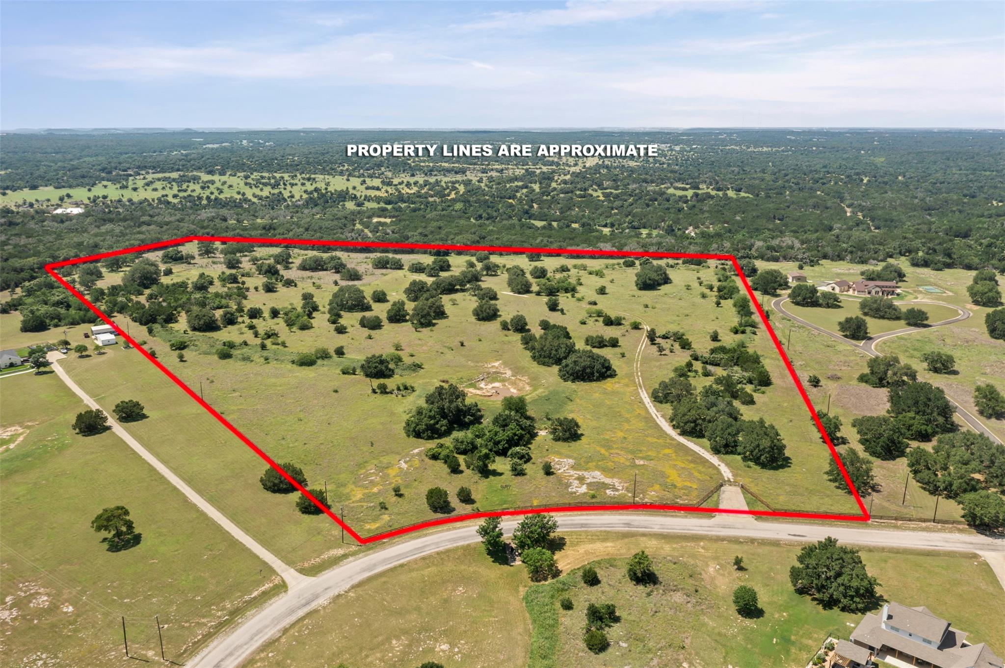 1306 Hidden Springs DR — photo 4