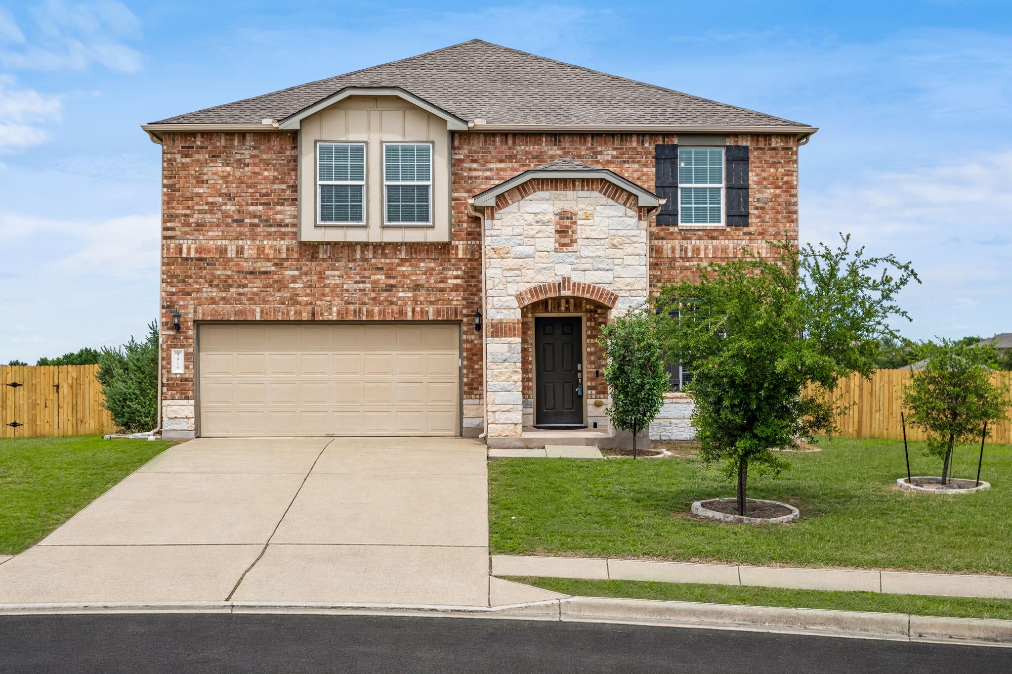 5816 Adair CV — photo 3