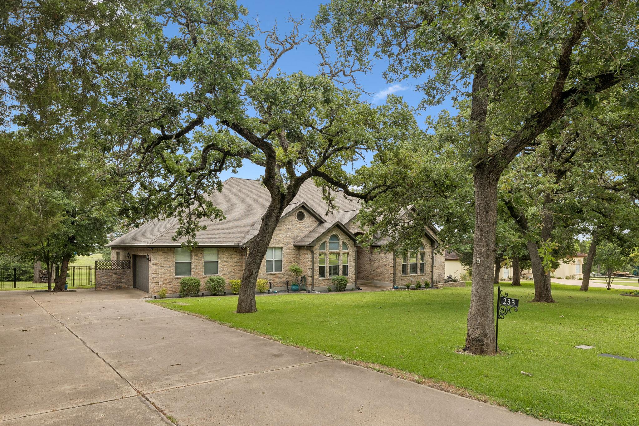 233 Colovista PKWY