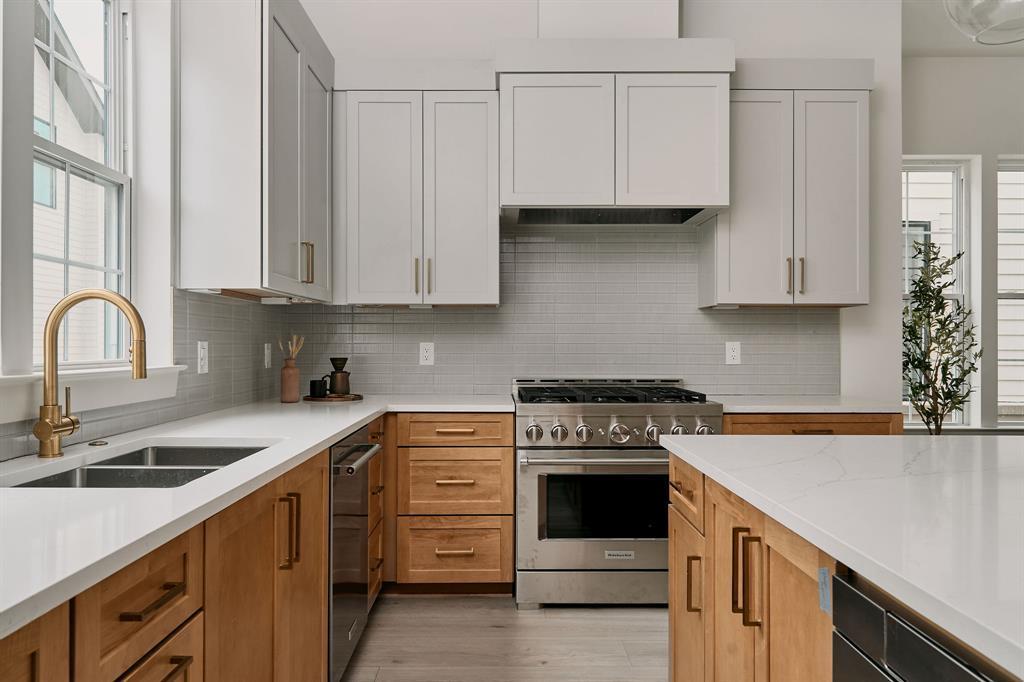 2209 Woodland Ave #502 — photo 4