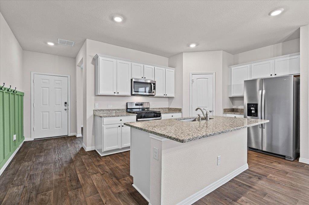 20221 Heinrich LN — photo 5