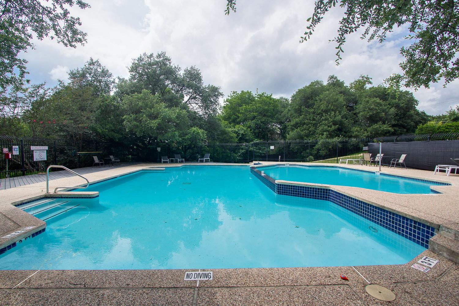 1015 Yager LN #125 — photo 4
