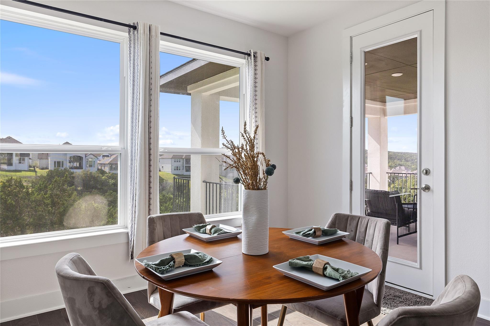 1045 Siena Sunset RD — photo 3