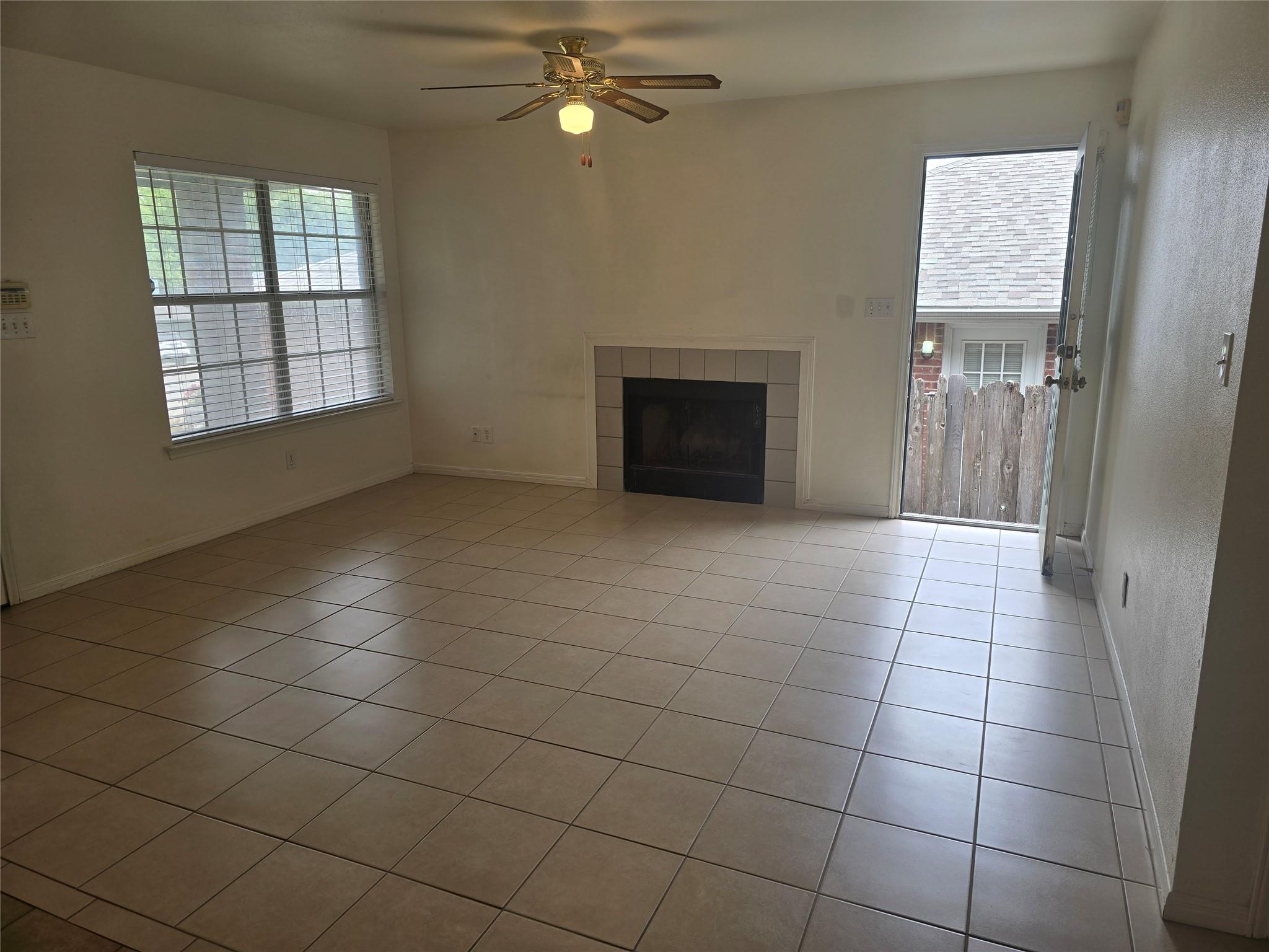 1915 Alex Ave #B — photo 5