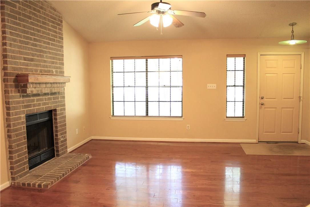 7422 Dallas DR — photo 5