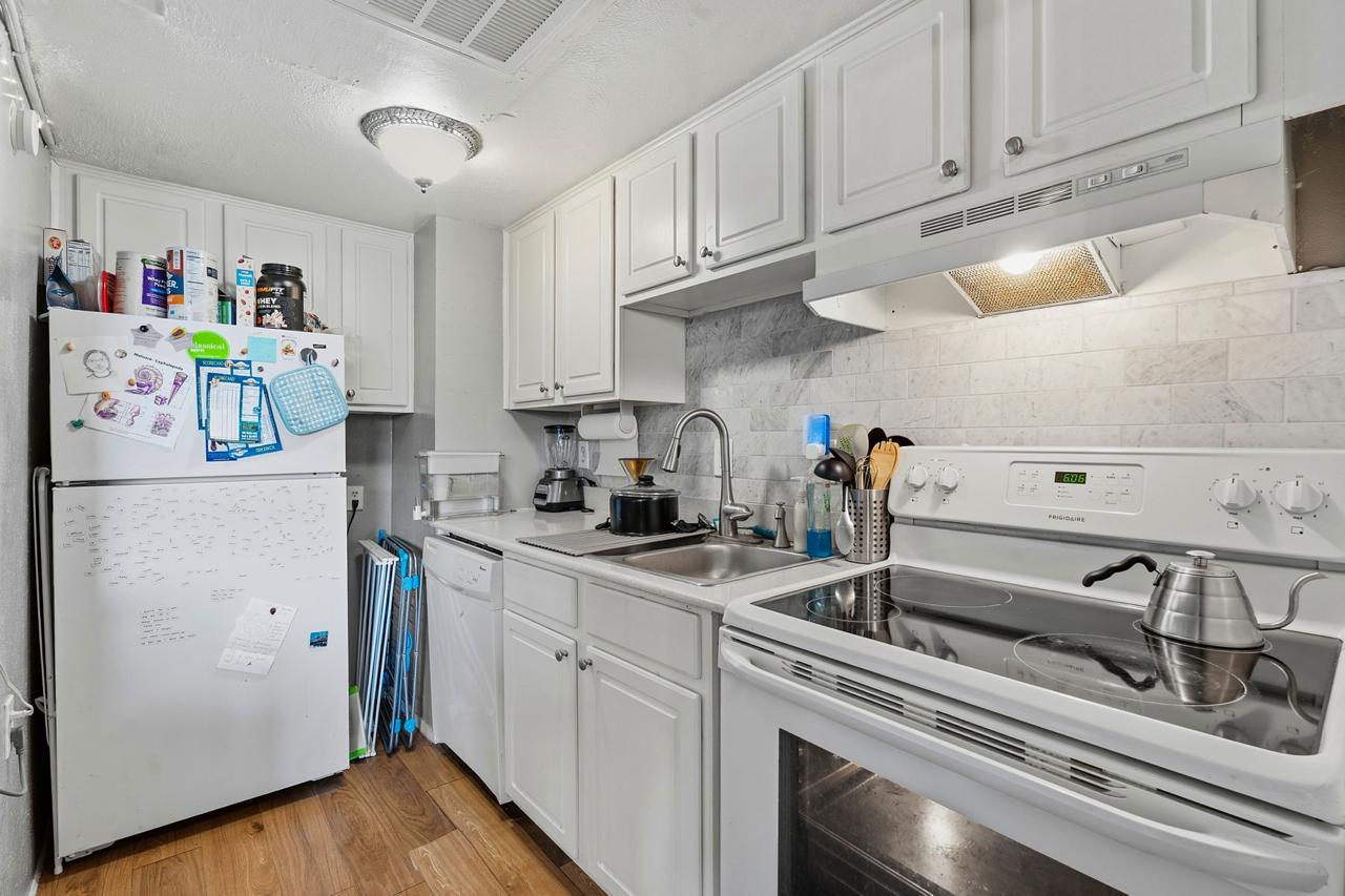 2910 Medical Arts ST #211 — photo 5