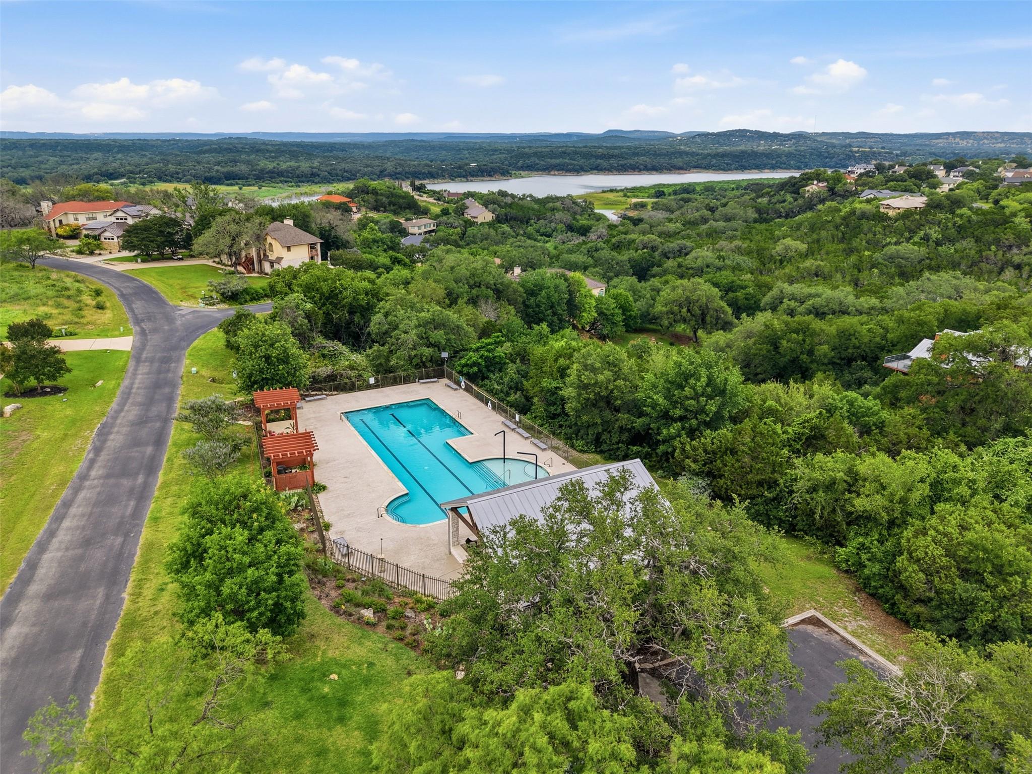 414 Wesley Ridge DR — photo 5