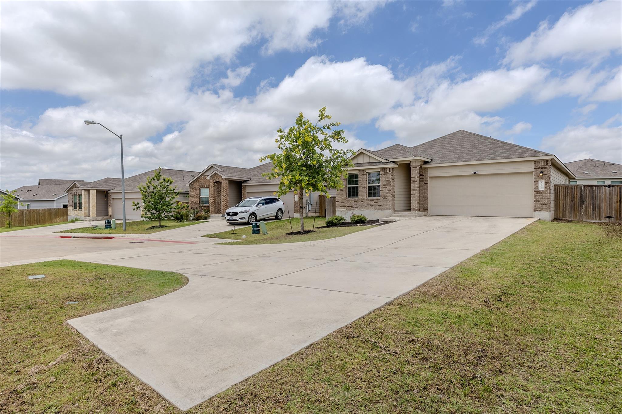 509 Callisto CT — photo 3