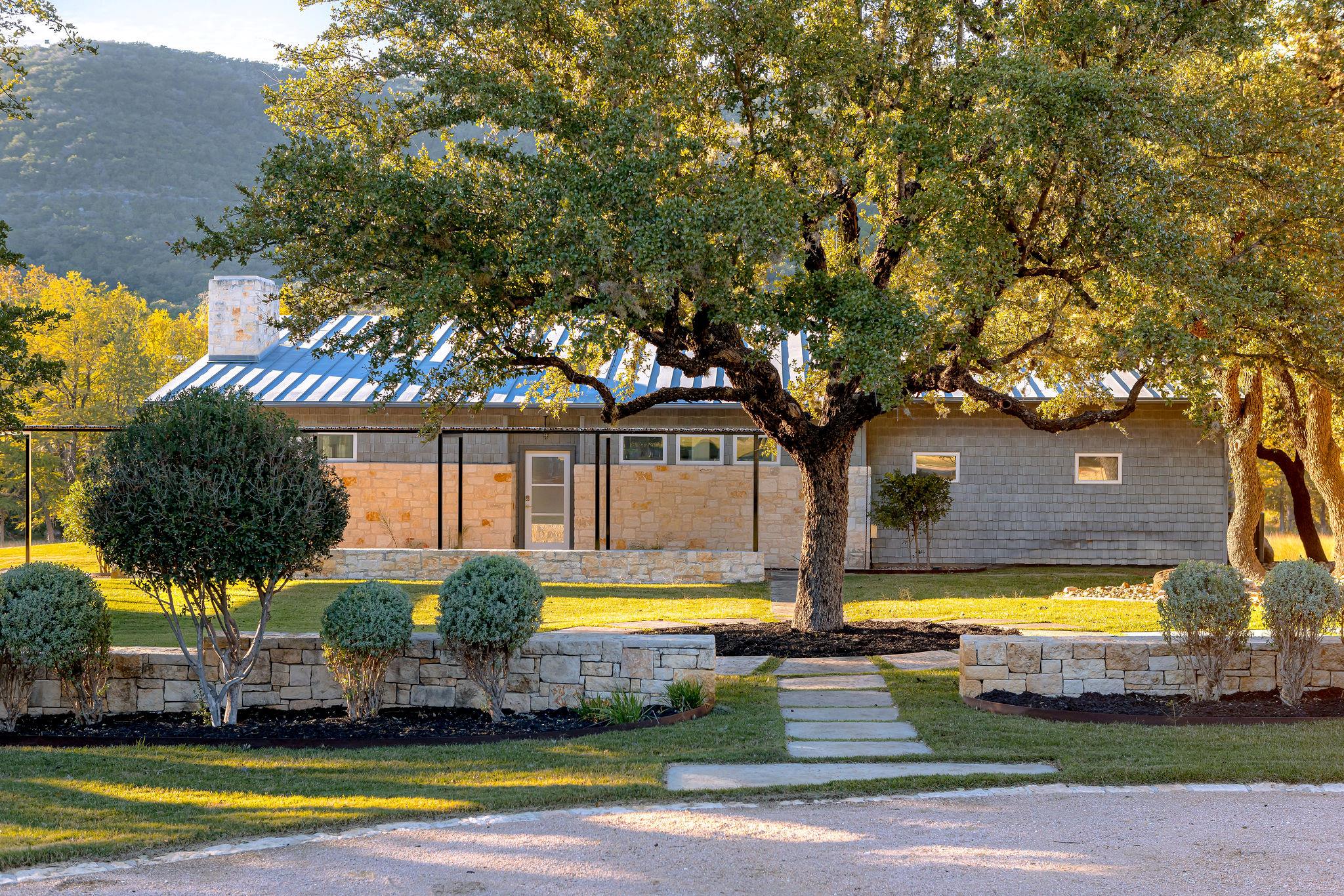 415 Frio Canon TRL — photo 3