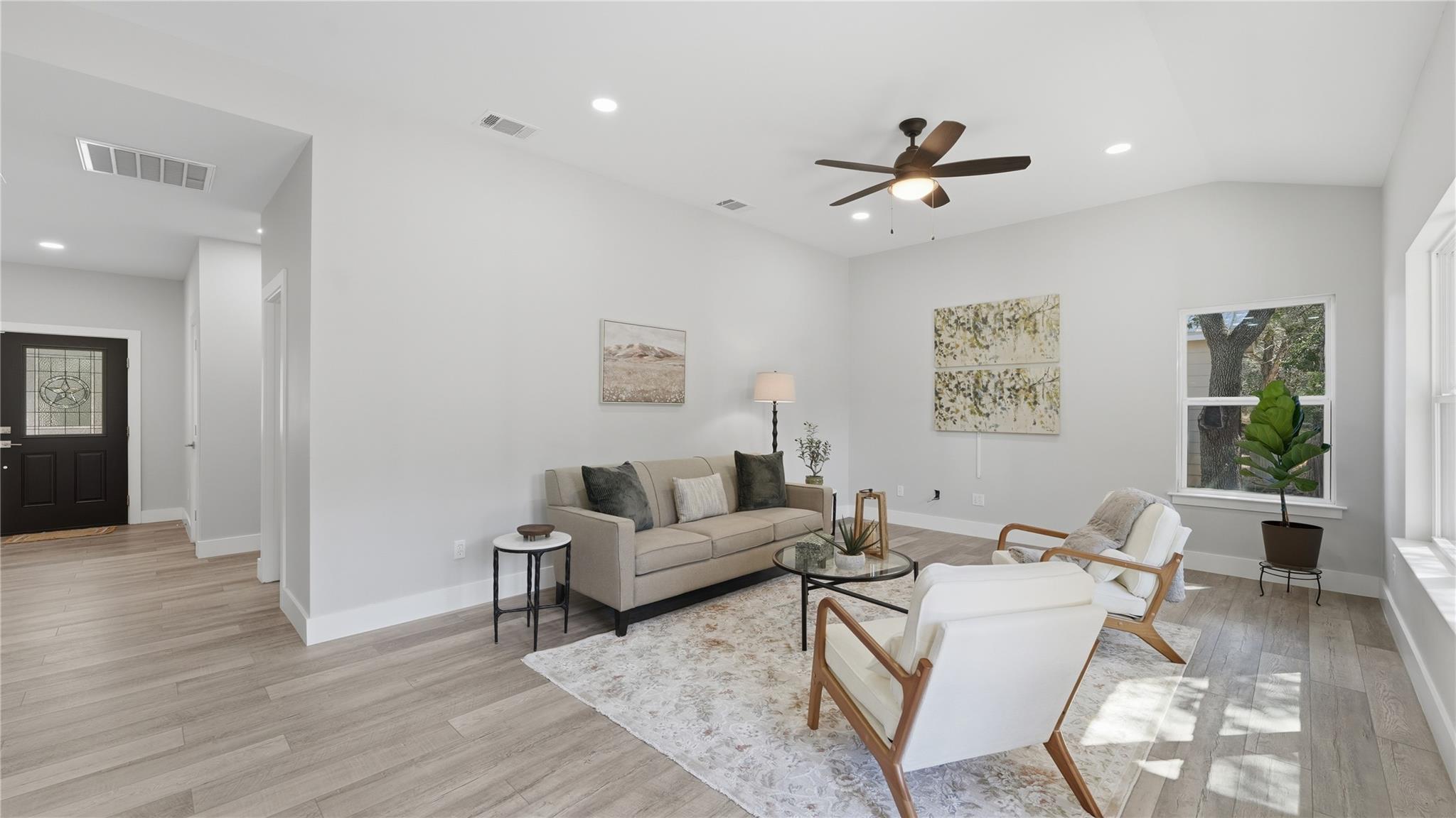 231 N Rainbow Ranch RD — photo 5