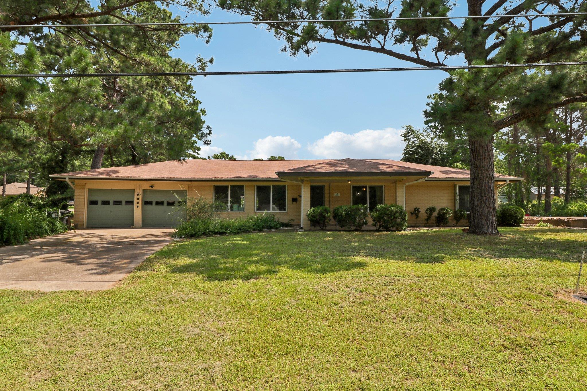 162 Indian Oak DR — photo 3