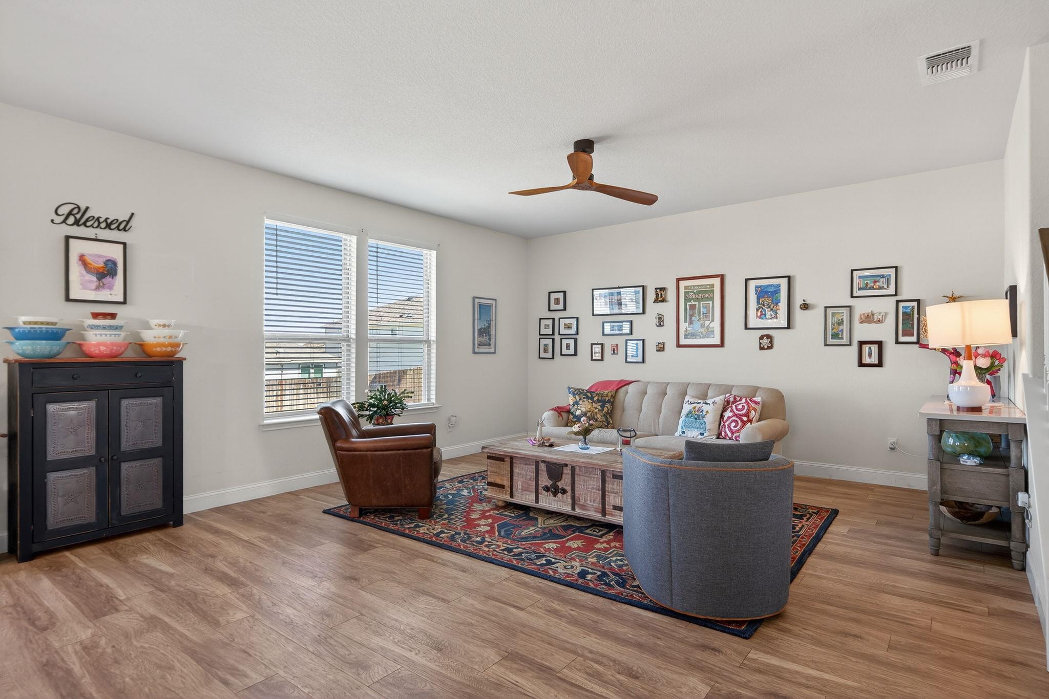 613 Whitman Ave — photo 5
