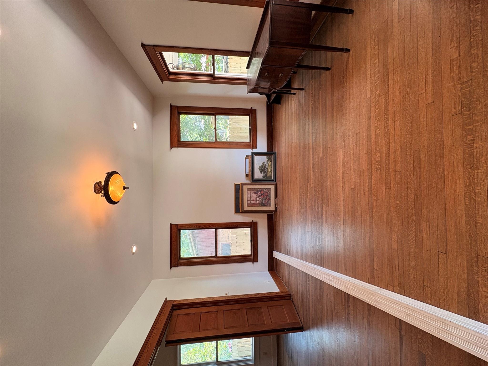 105 Cedar ST — photo 5