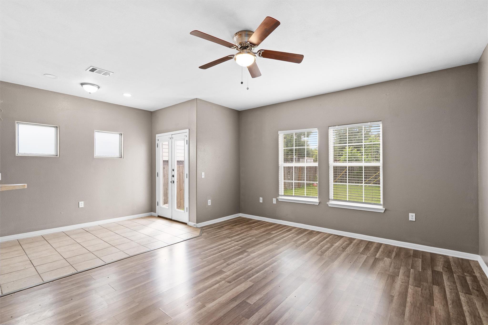 7502 Lazy Creek DR #A — photo 4