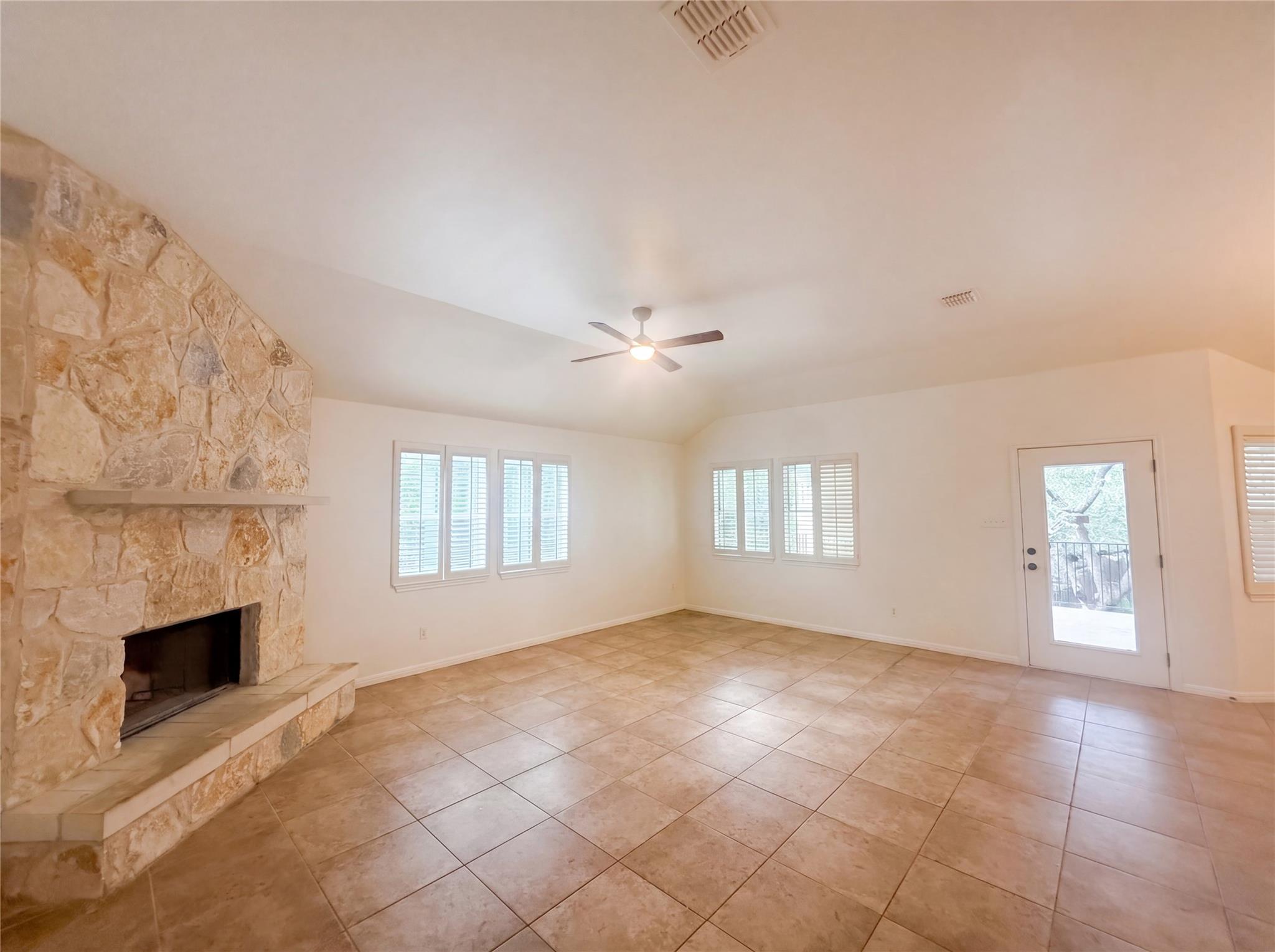 12 Birchwood CIR — photo 3