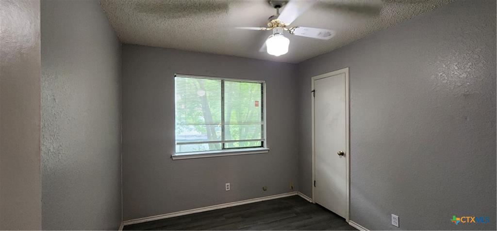 2102 Cascade DR — photo 3