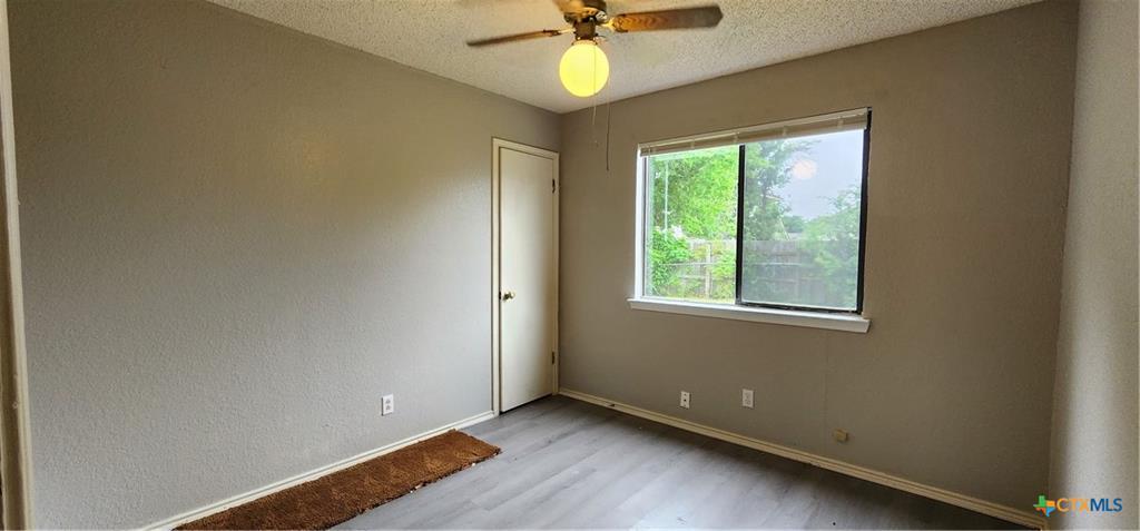 2102 Cascade DR — photo 4