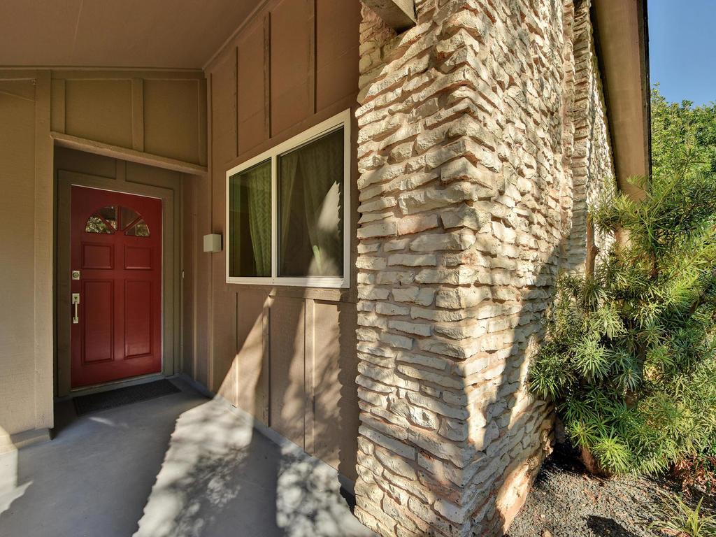 5320 Presidio RD — photo 3