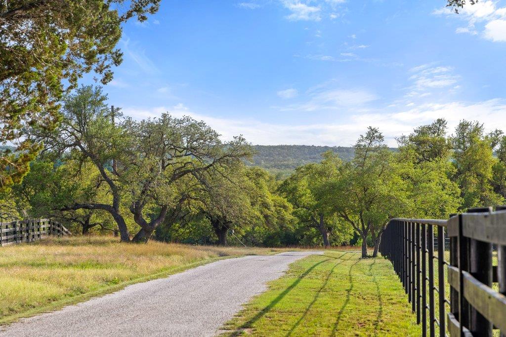 2560 Bell Springs RD — photo 4