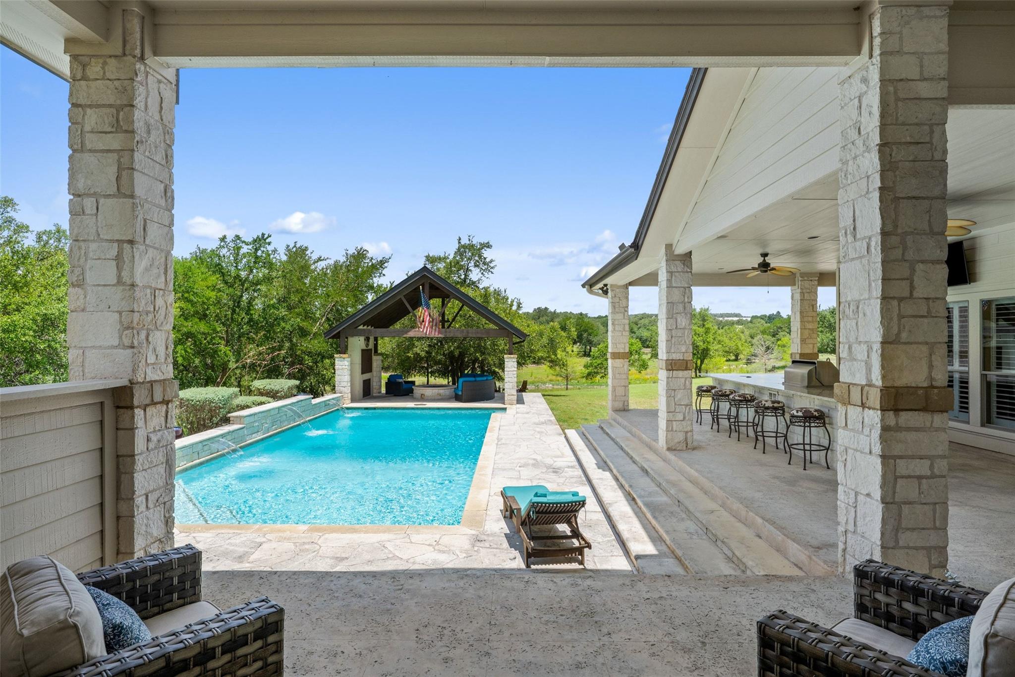 208 Hacienda PL — photo 5
