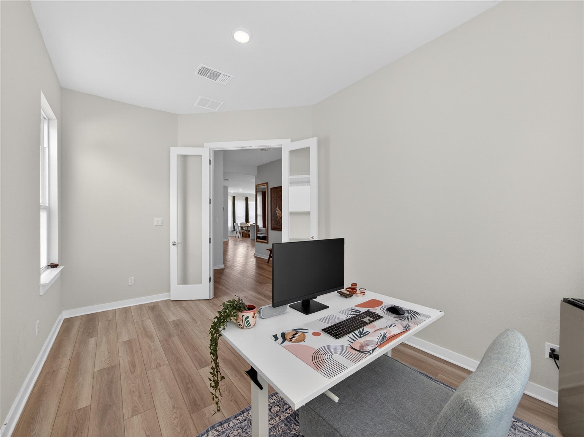 321 Lariat LOOP — photo 4