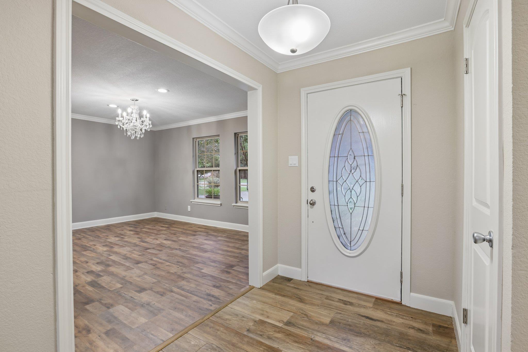 810 Vogel DR — photo 4