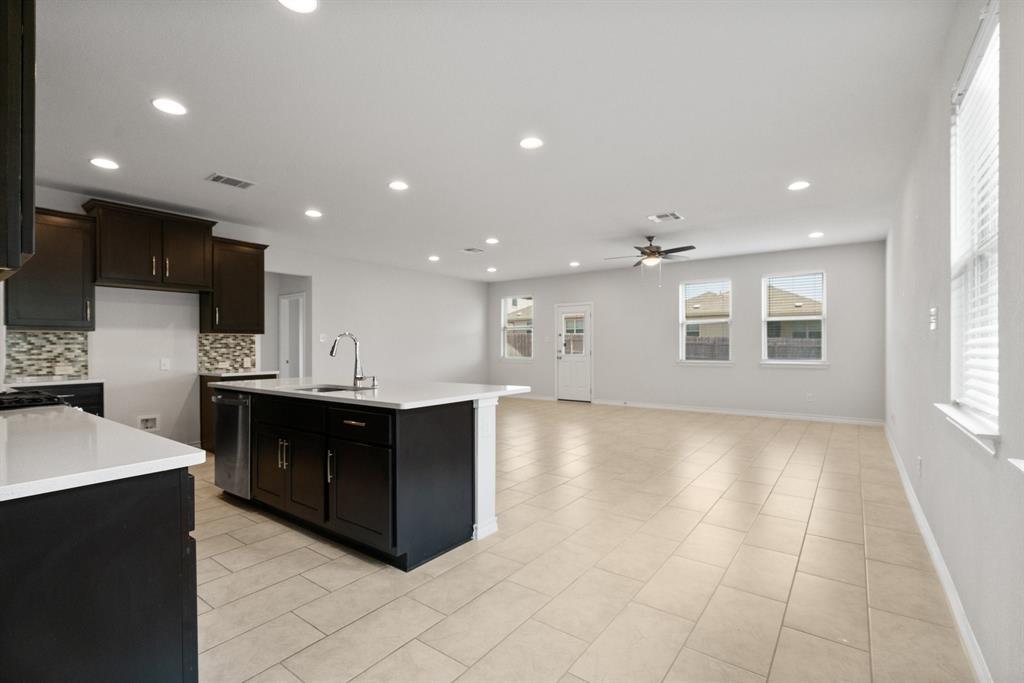 5809 Bellissima WAY — photo 4