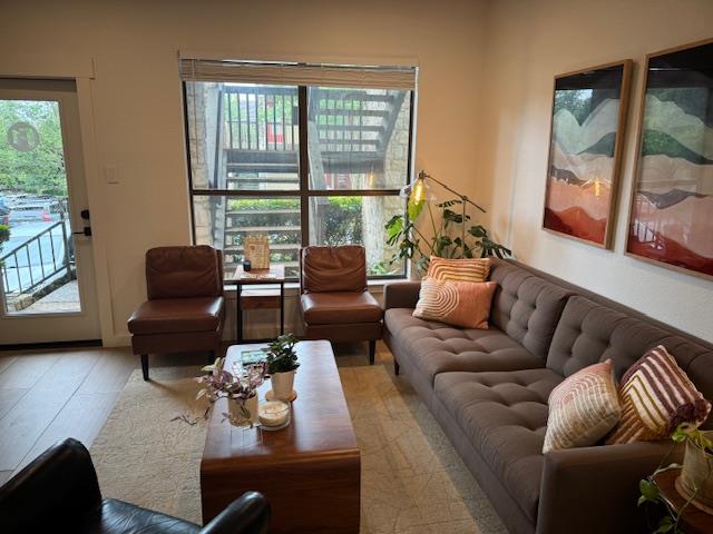 5524 BEE CAVE RD — photo 4