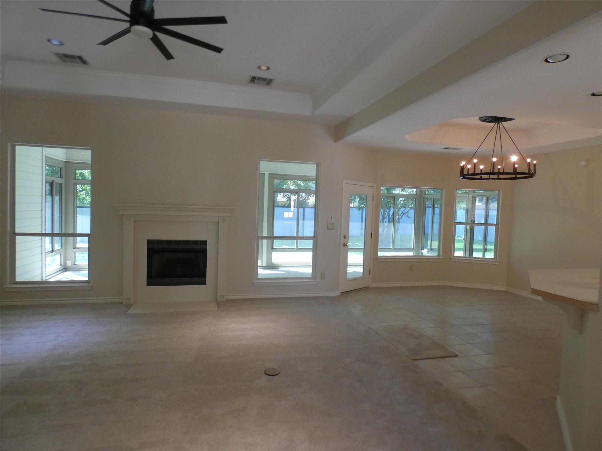 226 Muirfield ST — photo 3