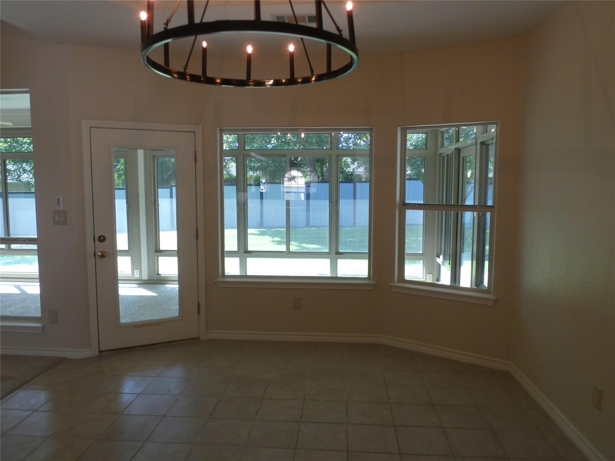 226 Muirfield ST — photo 5