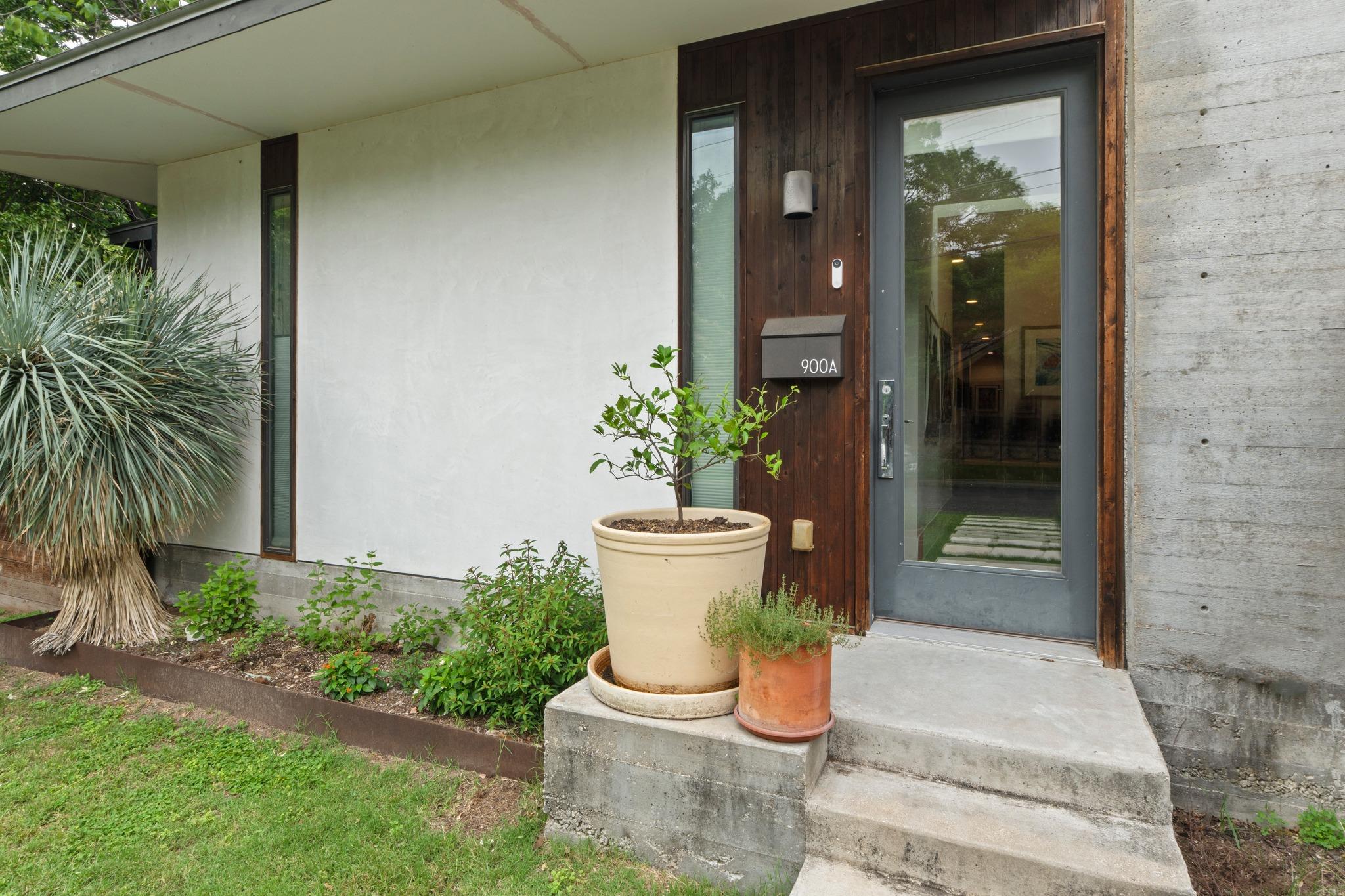 900 Karen Ave #A — photo 3