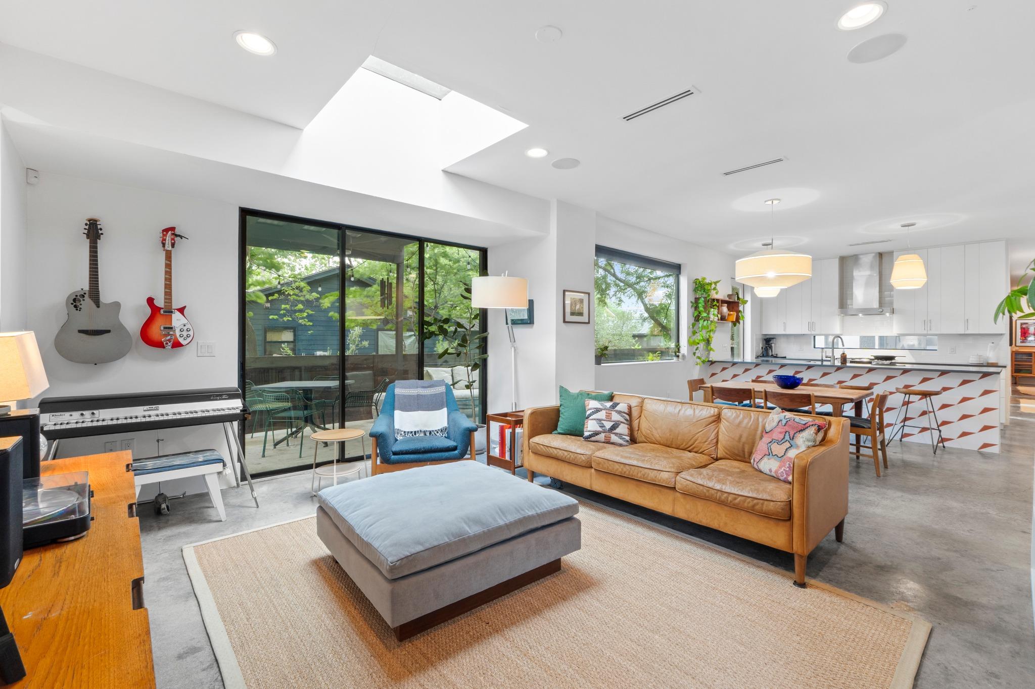 900 Karen Ave #A — photo 4