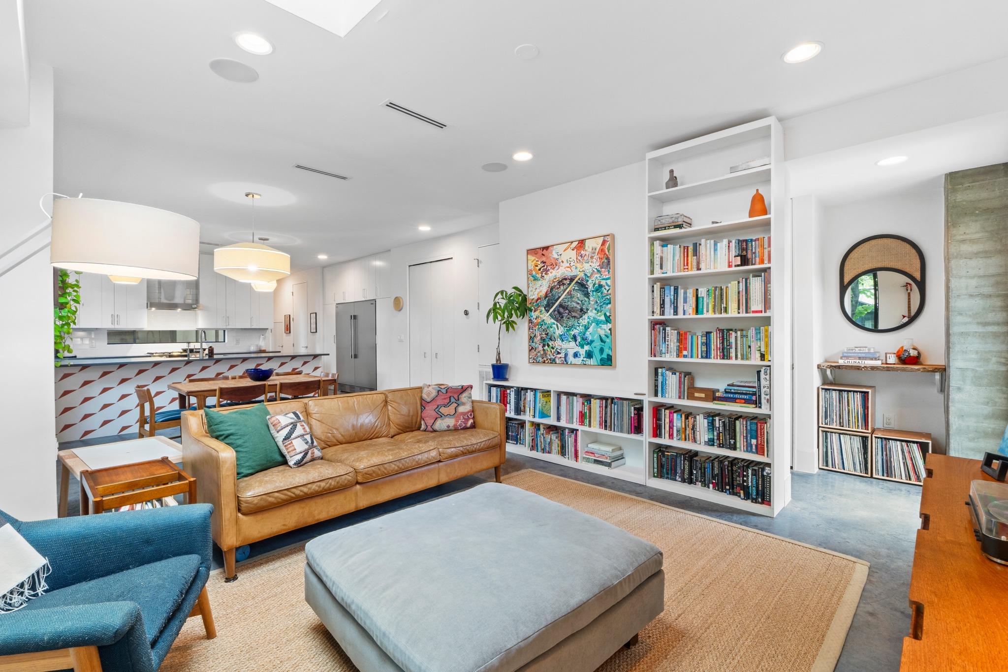 900 Karen Ave #A — photo 5