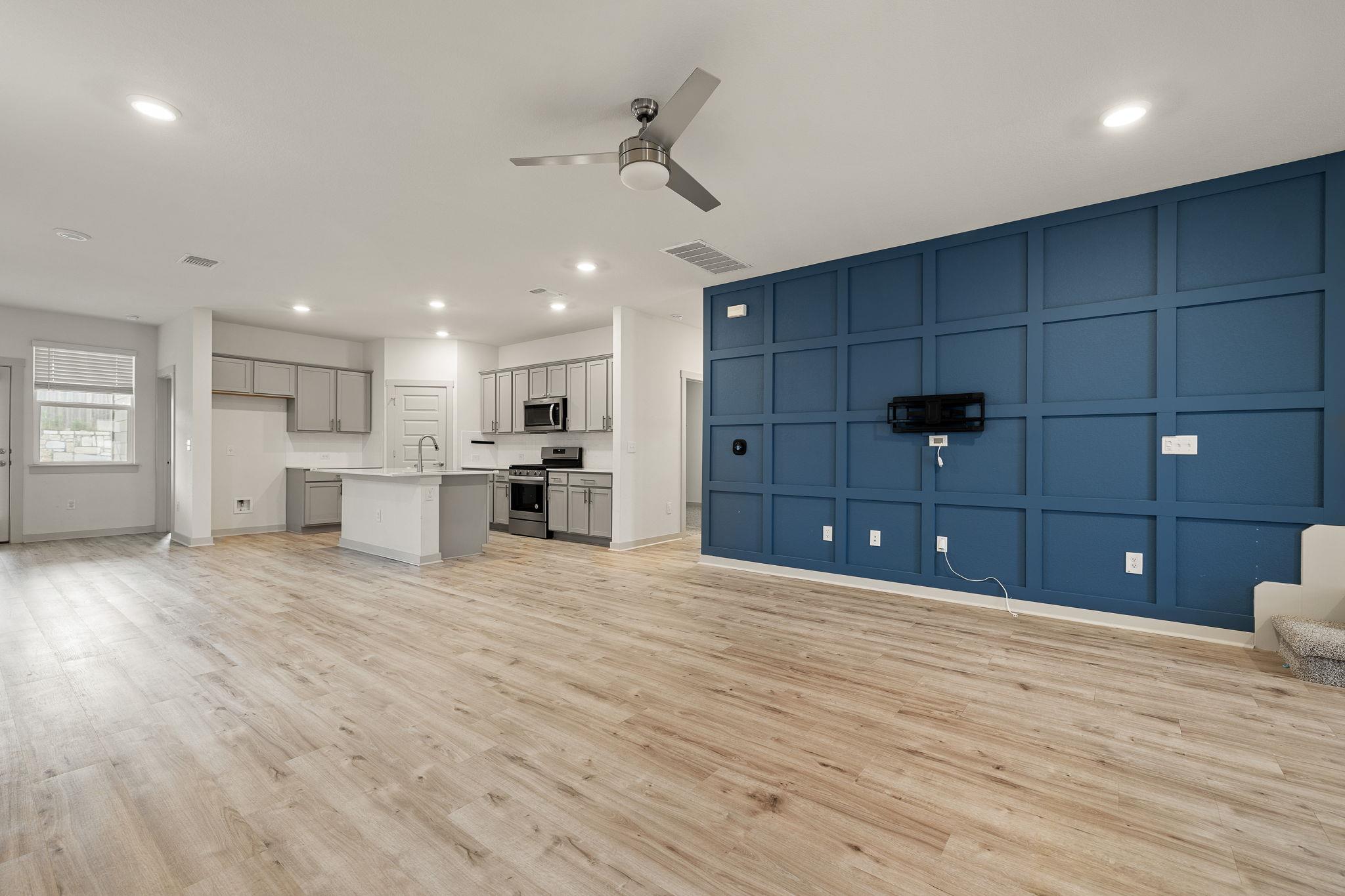 10716 Fulton Ave — photo 3