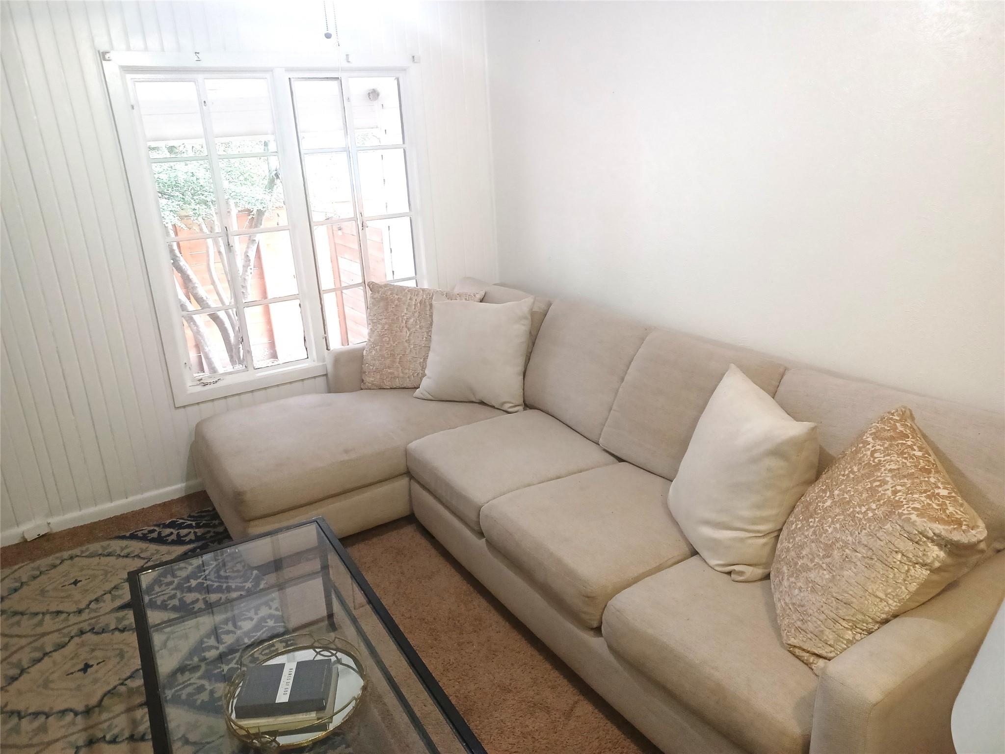2808 Windsor RD #B — photo 3