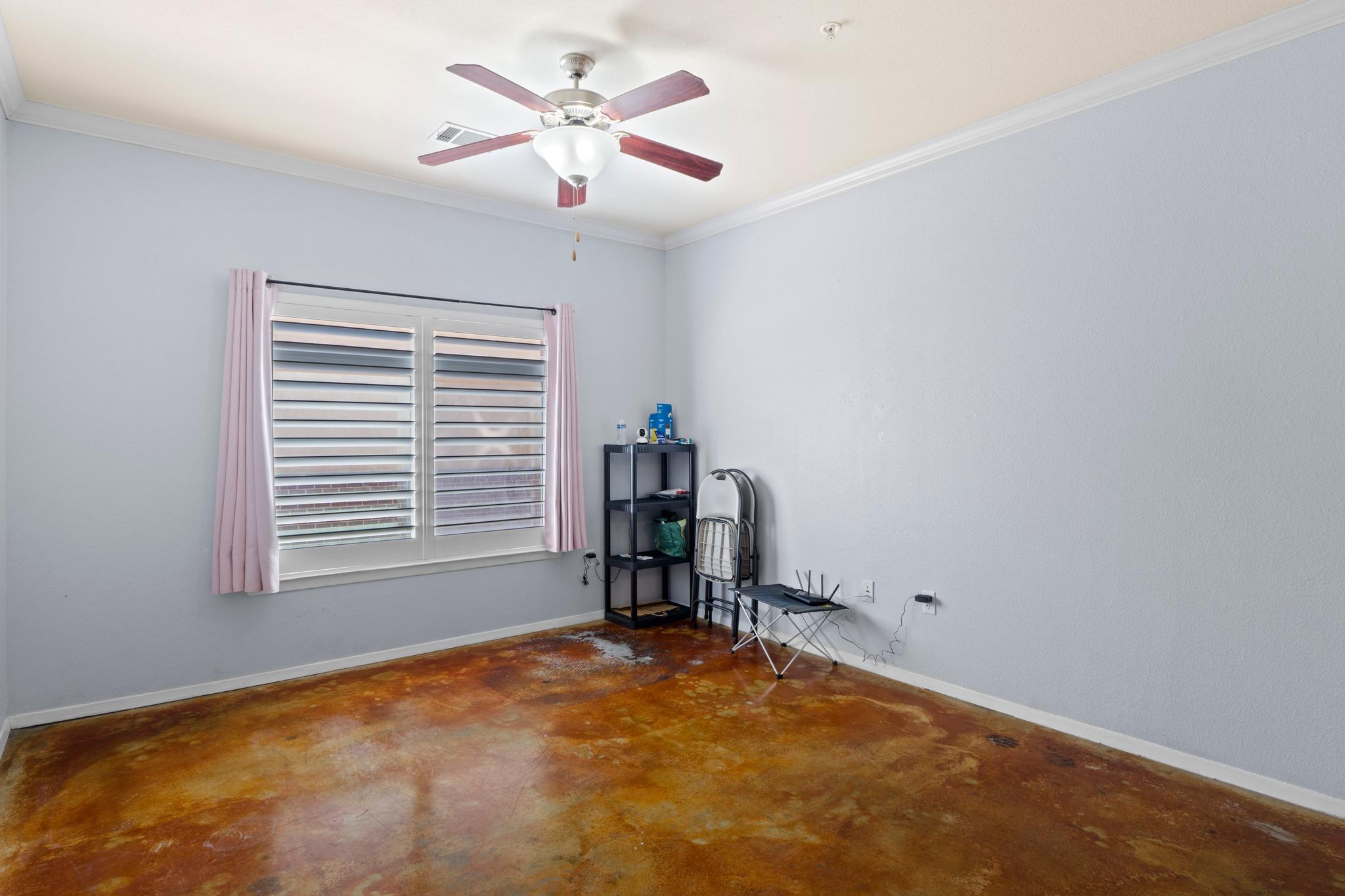 910 25th ST #209 — photo 3