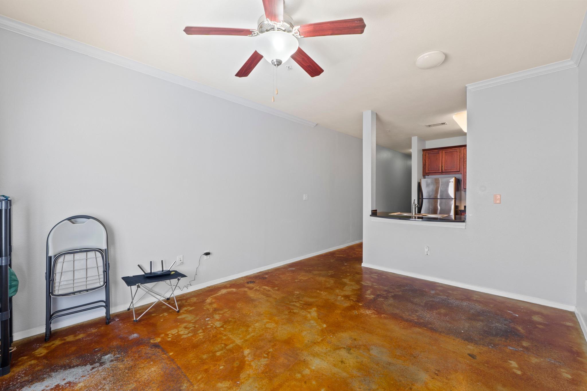910 25th ST #209 — photo 4