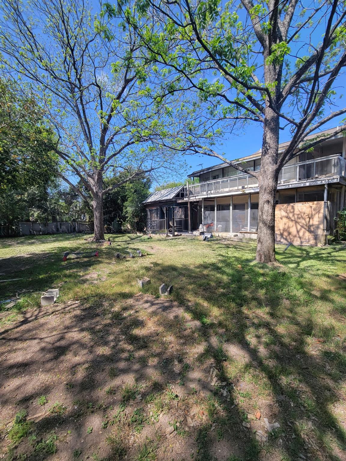 9711 Parkfield DR — photo 4
