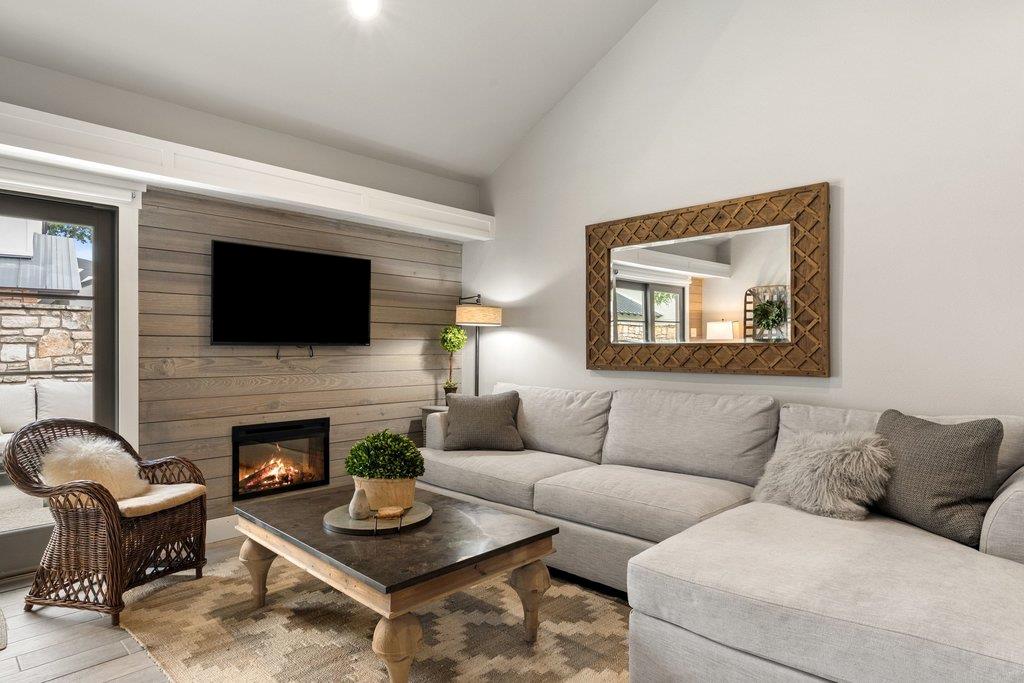 103 Island DR #2 — photo 3