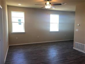 1310 Hausman DR — photo 3
