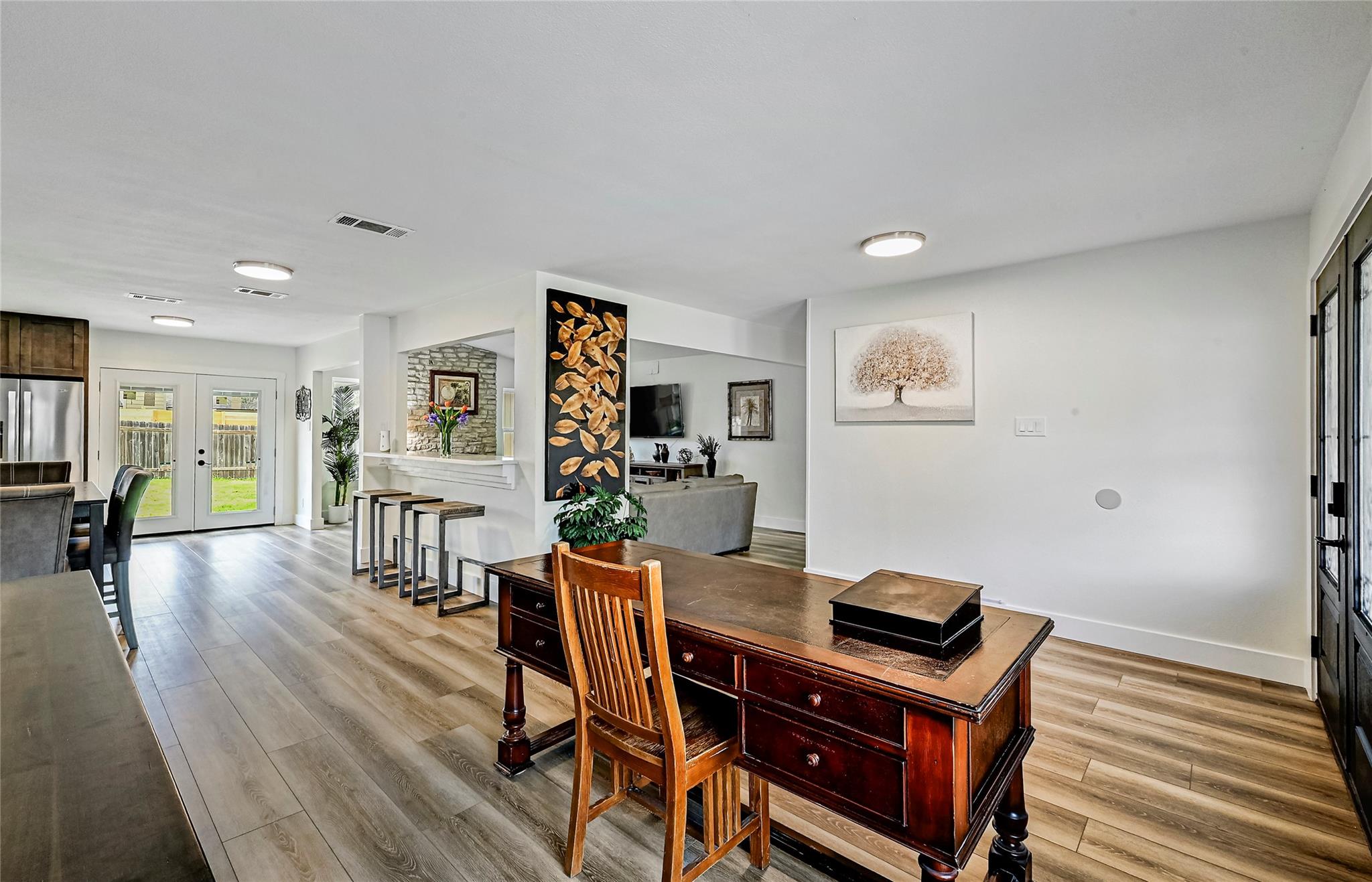 3802 Hawkshead DR — photo 5