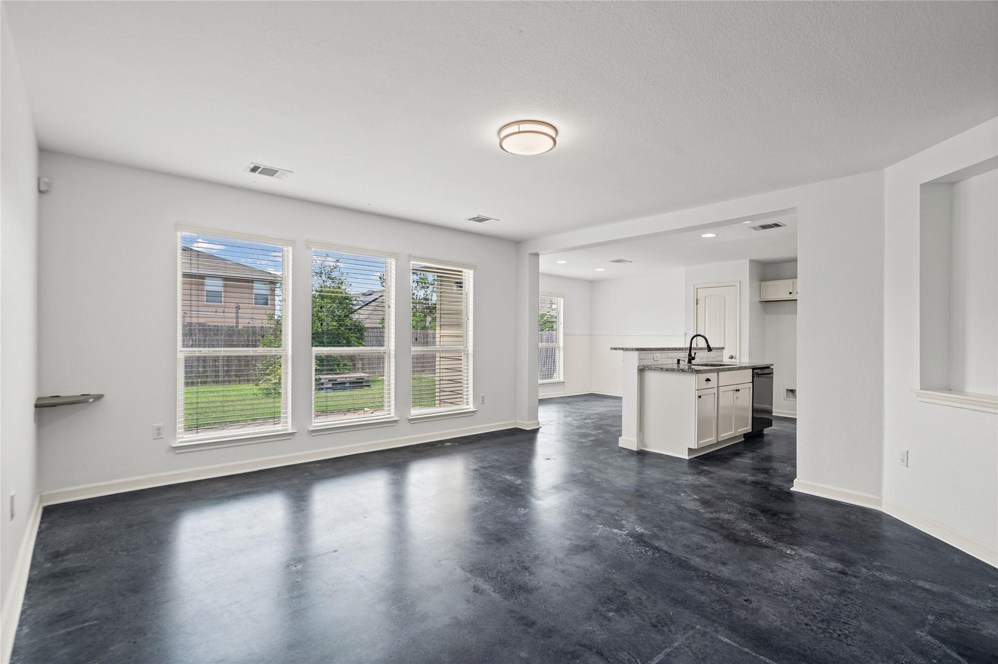 15105 Verela DR — photo 3
